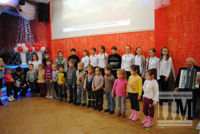 Святий Миколай завітав до діток села Дерцен (ФОТО) – 02