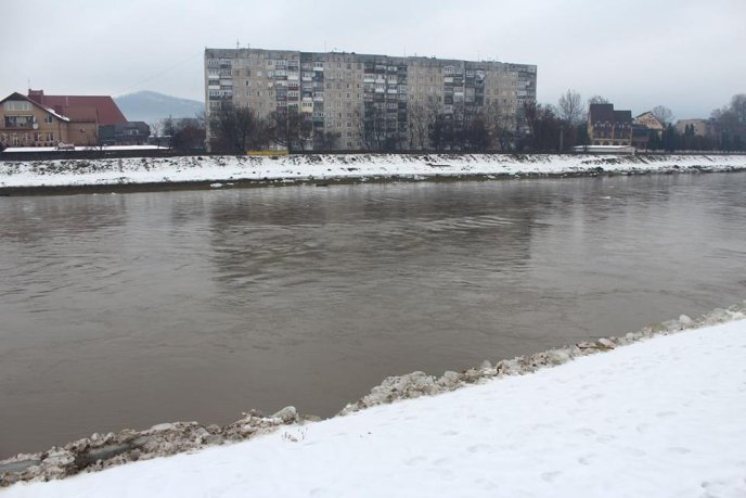 За добу рівень води в Латориці в межах Мукачева впав майже на метр – 06