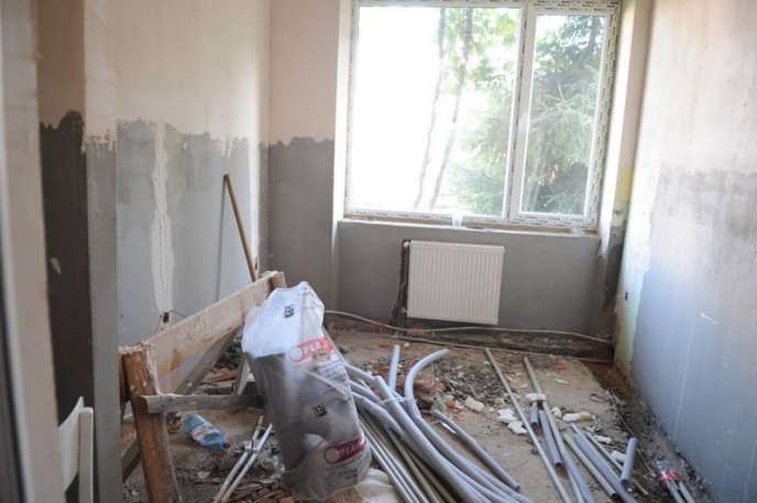 В Ужгороді вперше за 30 років капітально ремонтують амбулаторію – 04