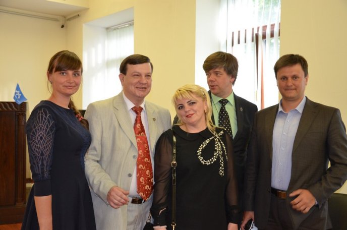 Є принципи, які є незмінними і якими ні за яких обставин не можна поступатися – 14