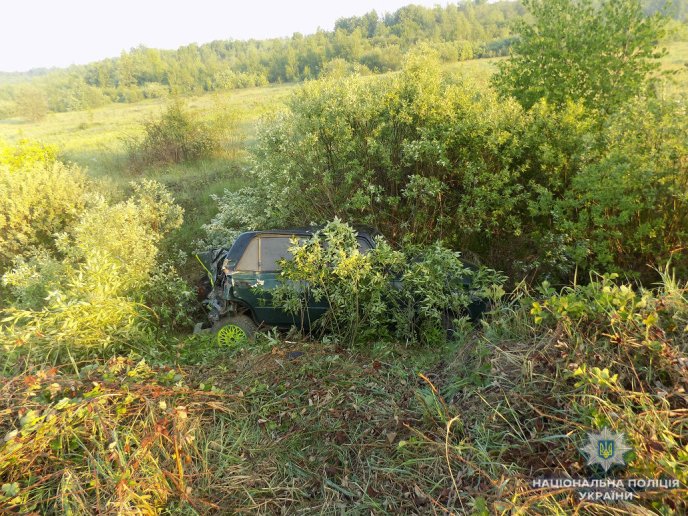 Між двома селами на Хустщині сталась ДТП: пасажирка однієї з автівок у реанімації – 01