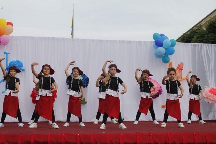 Маленькі мукачівці виступали у центрі міста – 09