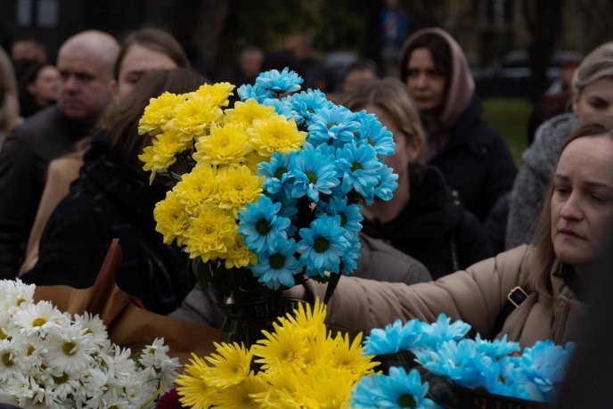 На Закарпатті поховали 33-річного військового – 04