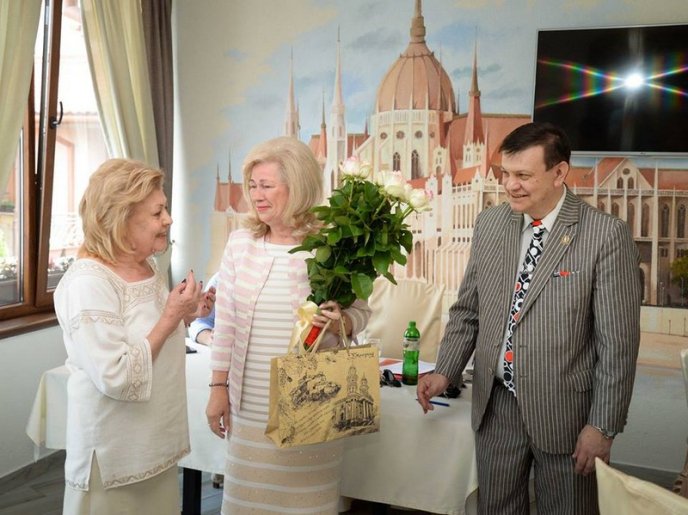 Роль громадських організацій в консолідації українського суспільства обговорювали в Мукачеві – 01