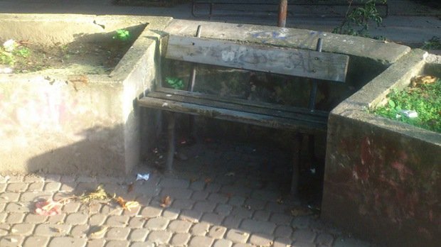 Колись доглянутий парк імені Масарика в Ужгороді занепадає – 06