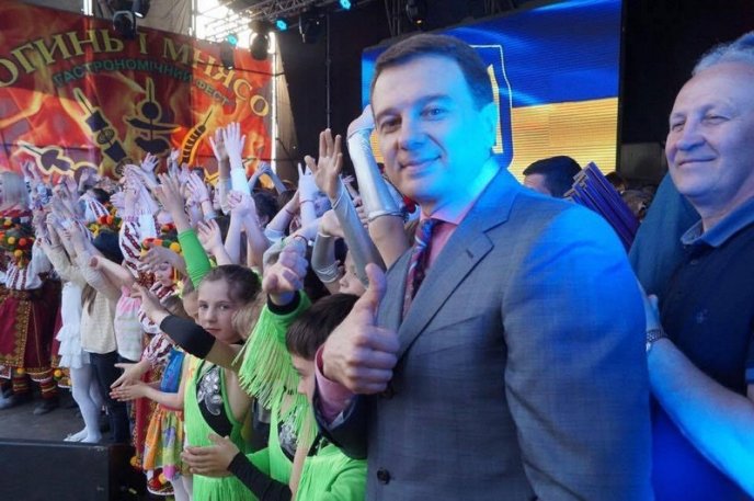 У Мукачево завітали відома співачка та хореограф – 11