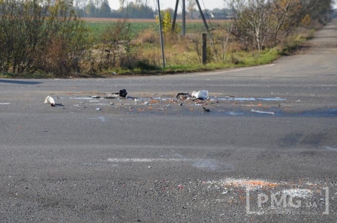 Біля села Іванівці у ДТП потрапили дві маршрутки та іномарка – 09