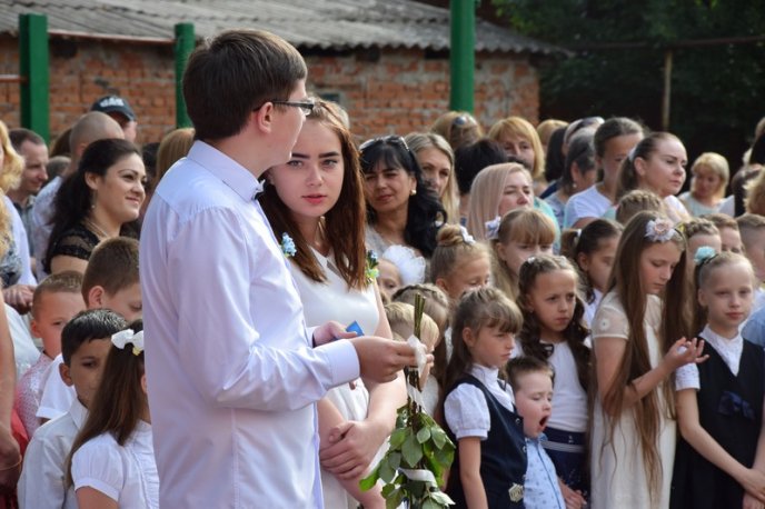 У школах Мукачева пролунав останній дзвінок – 32