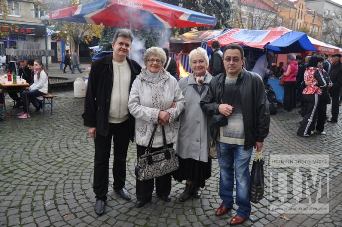 День Святого Мартина у Мукачеві: смачні наїдки, запашне вино і насичена культурна програма (ФОТО) – 06