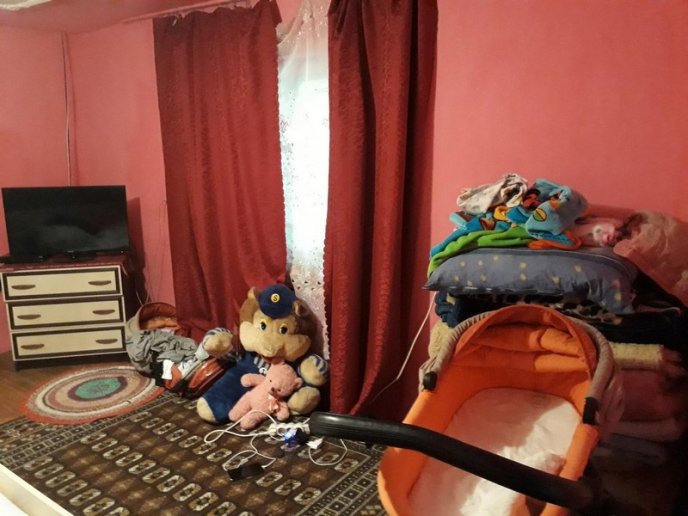 Як живуть роми в Мукачеві: шокуючі фото – 04
