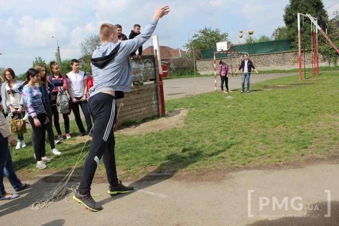 У Мукачеві змагались юні рятувальники – 21