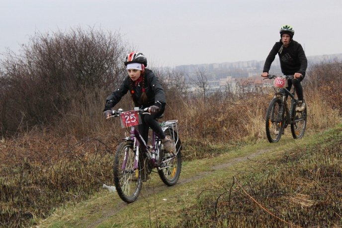 На Радванському кар’єрі змагались велосипедисти у дисципліні крос-кантрі (ФОТО) – 10 На Радванському кар’єрі змагались велосипедисти у дисципліні крос-кантрі (ФОТО) – 10