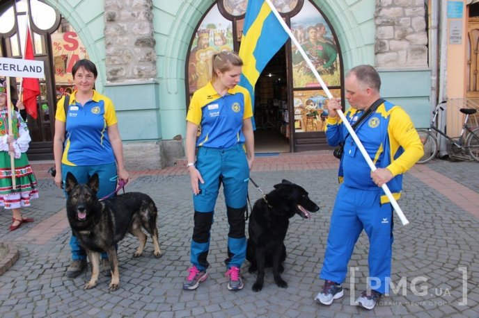 У Мукачеві урочисто відкрили чемпіонат світу зі слідової роботи службових собак – 16