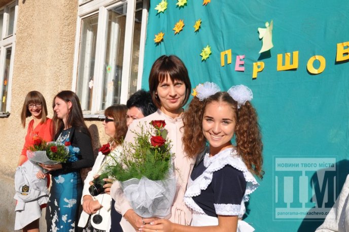 У Мукачівській ЗОШ №7 відбулось урочисте свято Першого дзвоника (ФОТОРЕПОРТАЖ) – 29