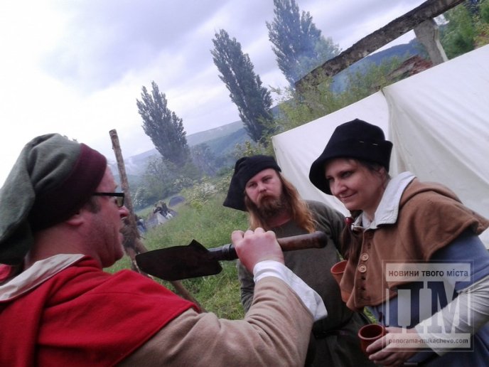 У чинадіївському замку Сент-Міклош проходить фестиваль історичної реконструкції "Срібний Татош" (ФОТО) – 08