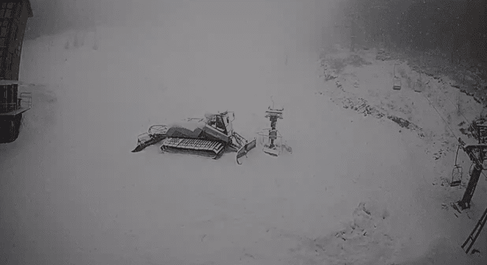 Драгобрат замітає снігом – 04