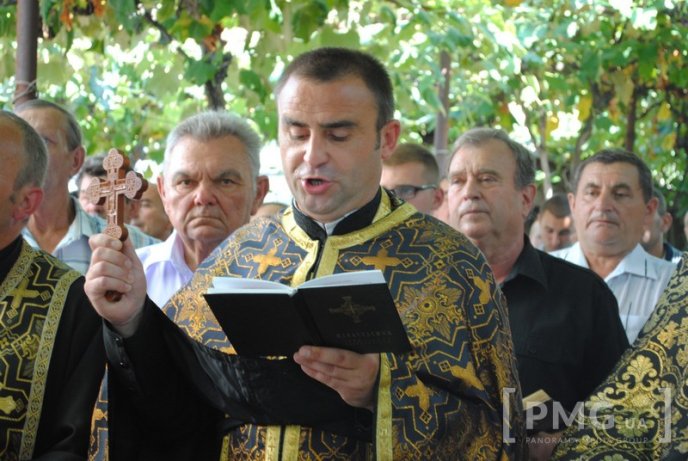 На Мукачівщині попрощались з бійцем "Правого сектору", який загинув у зоні АТО – 09