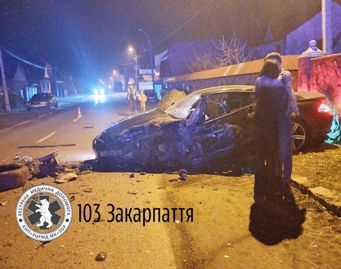 На Закарпатті сталась аварія. Водій у реанімації – 02