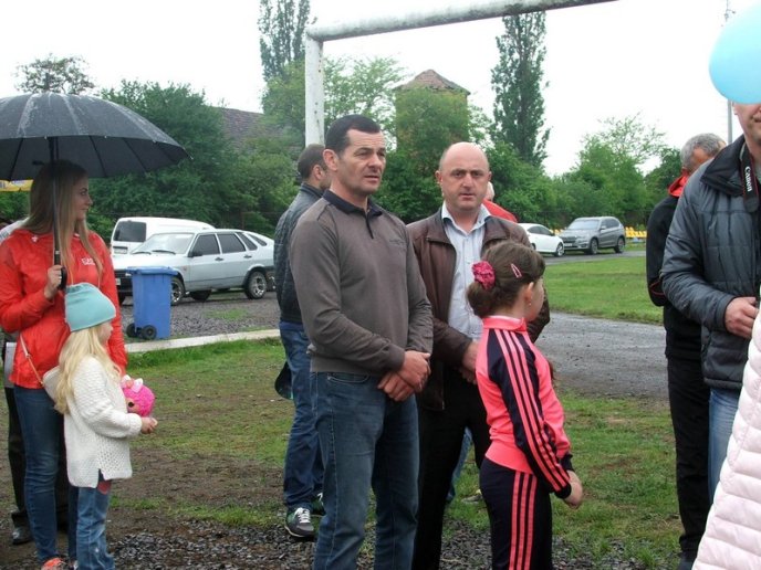 В селищі Кольчино урочисто відкрили сучасний тенісний корт – 03