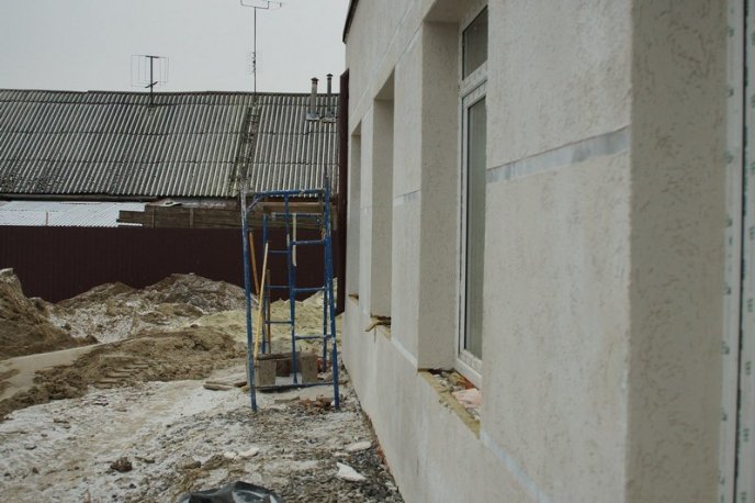 У Мукачеві триває реконструкція будівлі для НВК "Гармонії" – 10