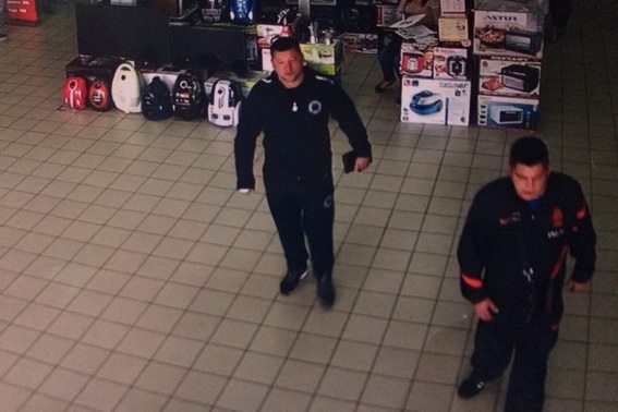 У Мукачеві двоє чоловіків збувають підроблені гроші – 01