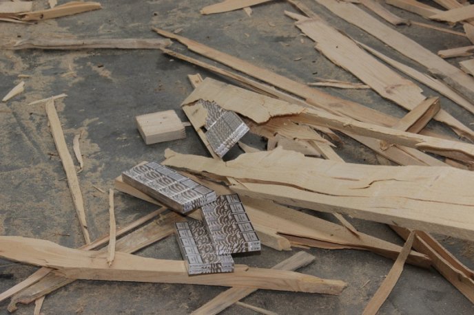 У пиломатеріалах, які перевозив чоловік, знаходилося 95 тисяч пачок цигарок – 07