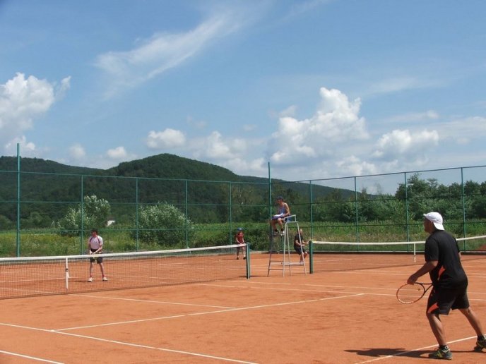 У Кольчині на Мукачівщині започаткували свято селищної ради – 08