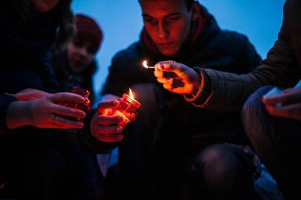 Ужгородці відзначили День боротьби зі СНІДом (ФОТО) – 05