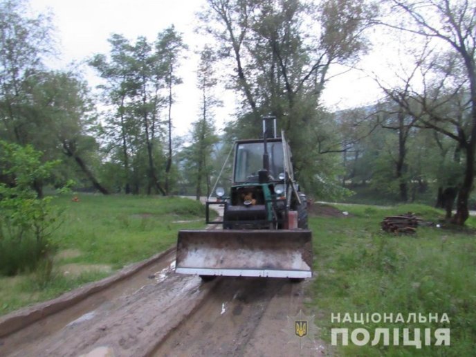 Жителю Іршавщини загрожує до трьох років позбавлення волі – 02