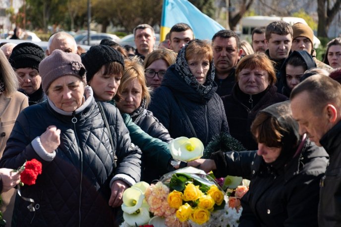 Загинув рівно за тиждень до дня народження: на Закарпатті прощались із Героєм – 05 Загинув рівно за тиждень до дня народження: на Закарпатті прощались із Героєм – 05