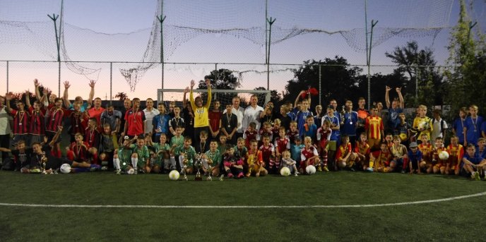 В Ужгороді пройшов міськрайонний турнір з дворового футболу – 12