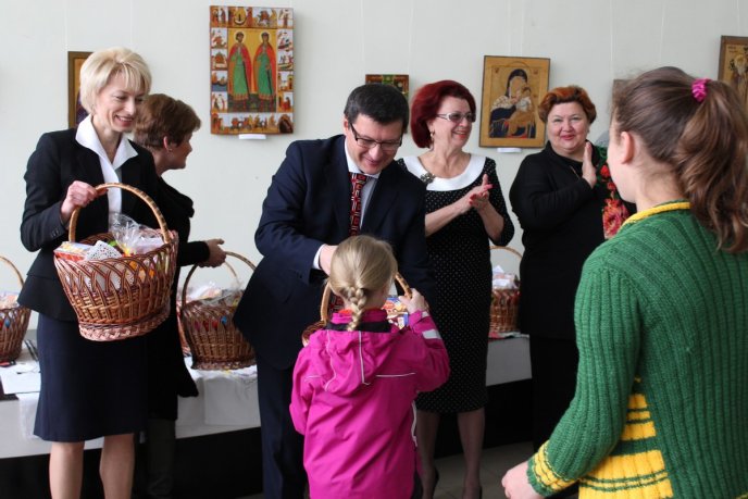 Ужгородці занурились у "Чарівний світ писанки" – 02