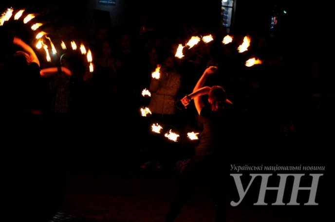 Міжнародний фестиваль вогняного мистецтва стартував в Ужгороді – 05