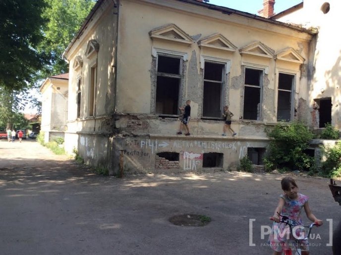 Бунт навколо Палацу Ковнера: громада проти забудовника – 07