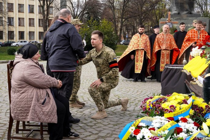 В Ужгороді поховали 29-річного воїна, який загинув у Донецькій області – 02