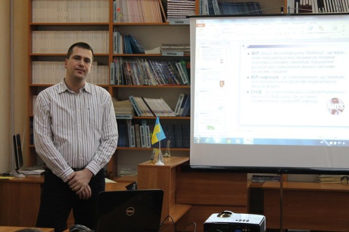 Обласну наукову бібліотеку на кілька годин перетворили на міні-лабораторію – 02