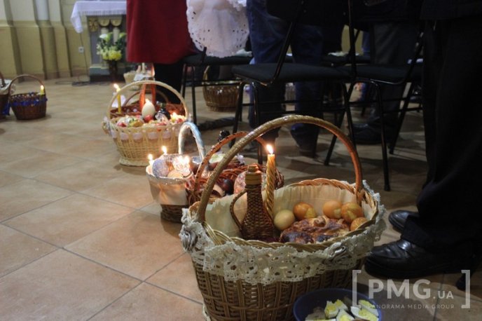 Римо-католики Мукачева відзначили Великдень – 05
