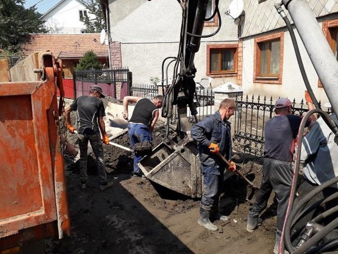 У Рахові продовжують ліквідовувати наслідки негоди – 09