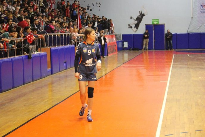 Гандболістки з Ужгорода вдруге поступились суперницям з Туреччини – 12