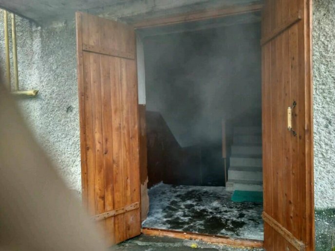 У підвалі багатоквартирного житлового будинку спалахнула пожежа – 03
