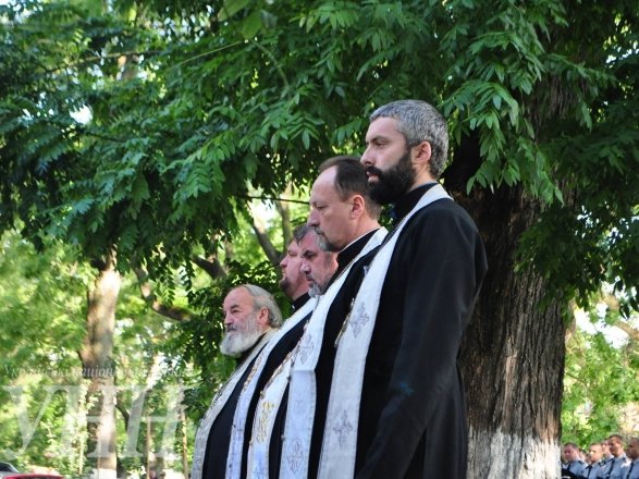 В Ужгороді вшановували пам’ять загиблих правоохоронців – 06