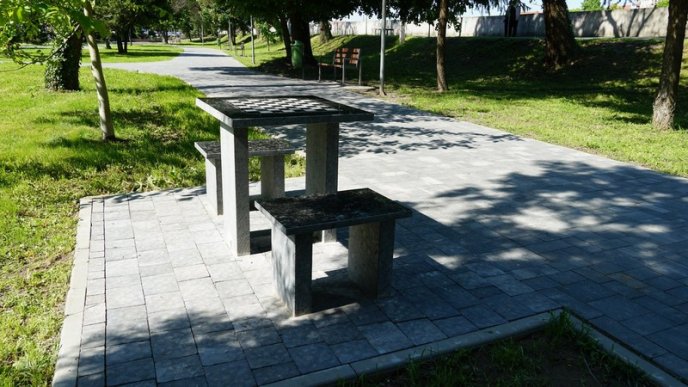 У Мукачеві на День міста відкрили оновлений парк – 01