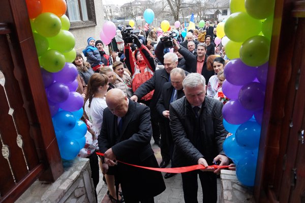 У Тересві відкрили оновлений дитсадок "Веселка" – 02 У Тересві відкрили оновлений дитсадок "Веселка" – 02