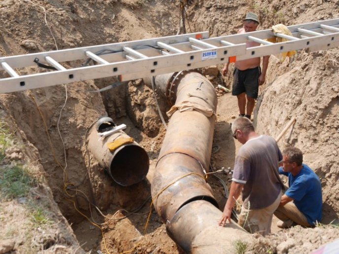 В Ужгороді роботи із заміни водогону проводитимуться і вночі – 04