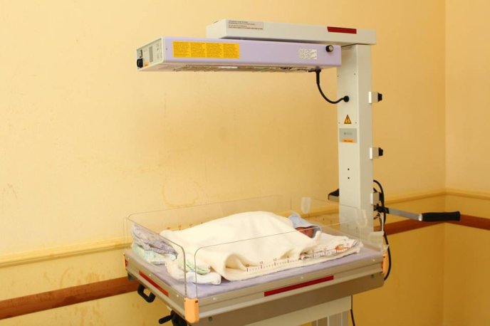 У Мукачеві пологове та неонатологічне відділення лікарні отримали нове обладнання – 02