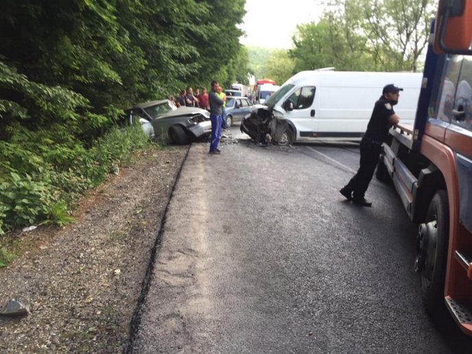 Авто перетворилося на купу металобрухту: ввечері трапилась аварія – 01