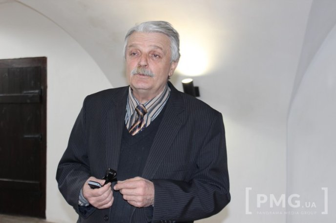 Письменник-ювіляр Василь Густі зустрівся з мукачівськими читачами – 05