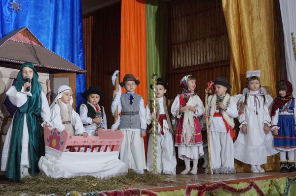 На Тячівщині та Рахівщині відбулись оглядові конкурси на краще виконання колядок – 02