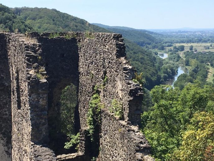 Лідера гурту "ТНМК" вразила "українська" відсутність доріг на Закарпатті – 04 Лідера гурту "ТНМК" вразила "українська" відсутність доріг на Закарпатті – 04