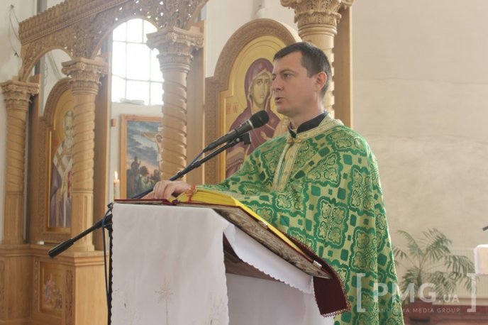 Мукачівські вірники відзначили Вербну неділю – 03